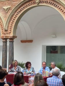 Presentación de Perfil del barro en el Palacio de los condes de Santa Ana en Lucena